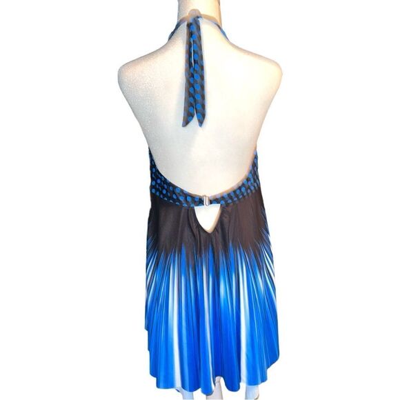 Swimsuit! Super cute swimsuit top! Designed to flatter! - Picture 9 of 10